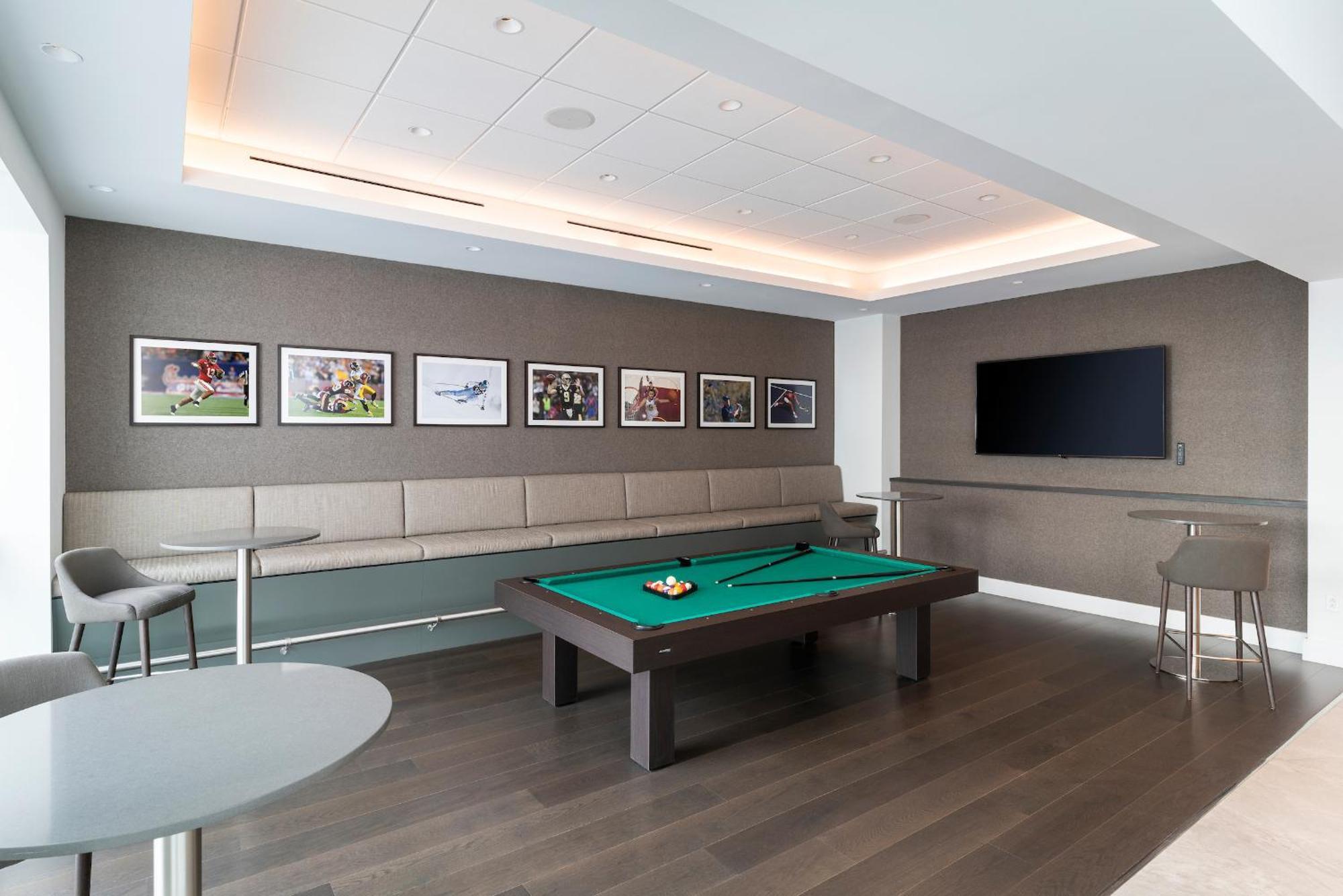 Innovation Hotel Naples Park ภายนอก รูปภาพ